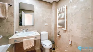 2 bedroom Apartment for Sale in La Duquesa-67007