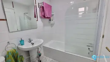 2 bedroom Apartment for Sale in San Luis de Sabinillas-67635