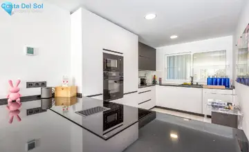 2 bedroom Apartment for Sale in Nueva Andalucía-962