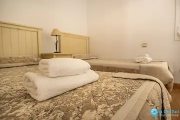 2 bedroom Apartment for Sale in New Golden Mile-67951
