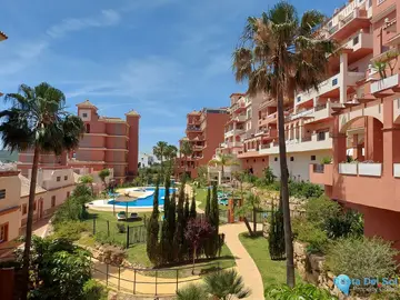 3 bedroom Apartment for Sale in La Duquesa-68085