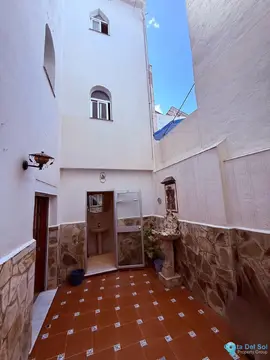 4 bedroom House for Sale in Coín-105485