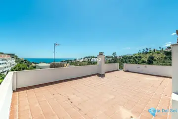 2 bedroom Apartment for Sale in Benalmadena Costa-105505