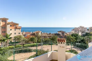 2 bedroom Apartment for Sale in Torrequebrada-105809