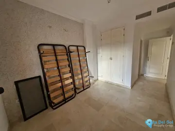 2 bedroom Apartment for Sale in Elviria-78165