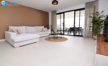 3 bedroom Apartment for Sale in Estepona-1176