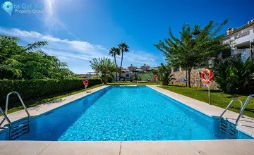 4 bedroom House for Sale in Estepona-1330
