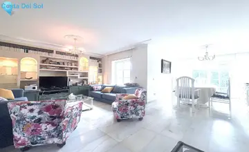 5 bedroom House for Sale in Cancelada-1424
