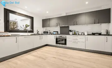 3 bedroom House for Sale in Marbella-1477