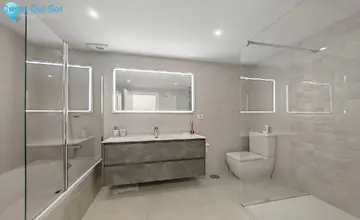 4 bedroom House for Sale in Riviera del Sol-1567