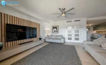 4 bedroom House for Sale in Riviera del Sol-1556