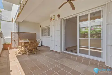 2 bedroom Apartment for Sale in The Golden Mile-78058