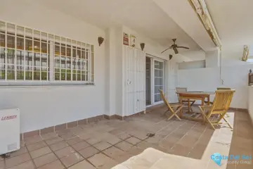 2 bedroom Apartment for Sale in The Golden Mile-78064