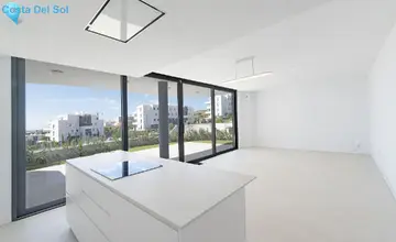 2 bedroom Apartment for Sale in Fuengirola-1676
