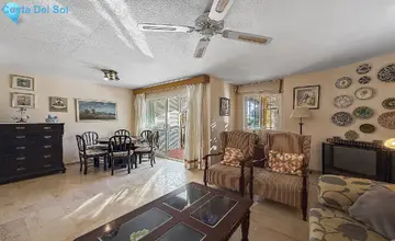 5 bedroom House for Sale in Casares-1868