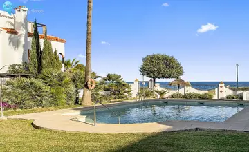 5 bedroom House for Sale in Casares-1861