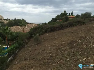 1044m2 Plot for Sale in Elviria-78379