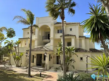 2 bedroom Apartment for Sale in Casares-78504