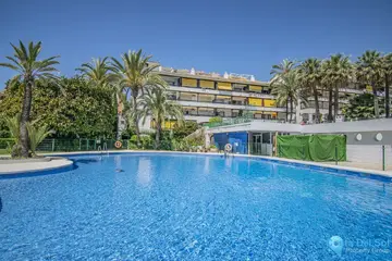 1 bedroom Apartment for Sale in The Golden Mile-78604