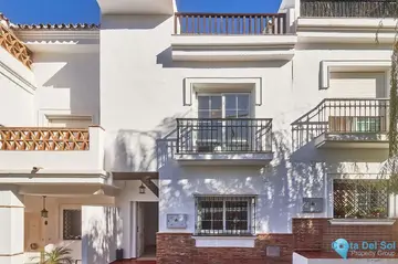 3 bedroom House for Sale in Lauro Golf-78849