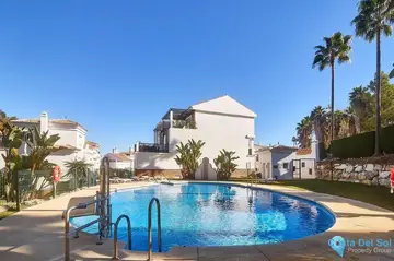 3 bedroom House for Sale in Lauro Golf-78850