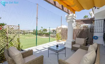 4 bedroom House for Sale in Riviera del Sol-2112