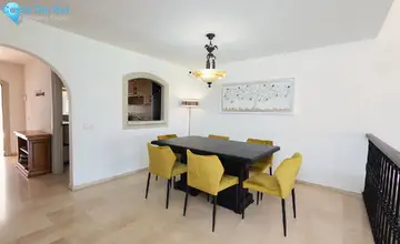 4 bedroom House for Sale in Riviera del Sol-2122