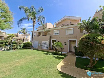 3 bedroom House for Sale in La Duquesa-97362