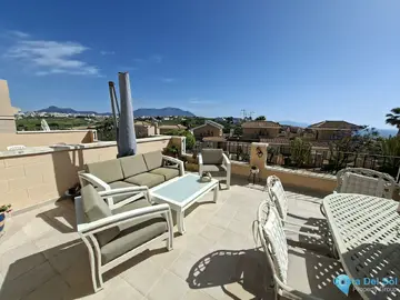 3 bedroom House for Sale in La Duquesa-97363