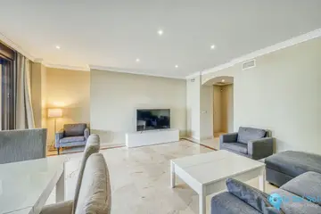 2 bedroom Apartment for Sale in Benahavís-79051