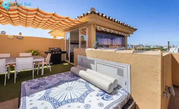 2 bedroom Apartment for Sale in Fuengirola-2176