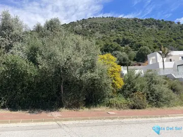 853m2 Plot for Sale in Mijas-79609
