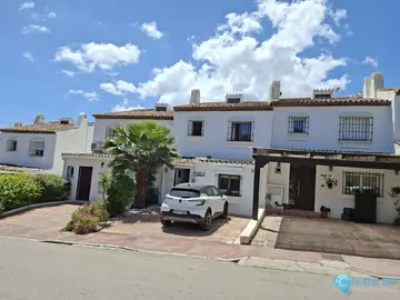 3 bedroom House for Sale in La Duquesa-79646