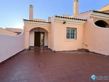 4 bedroom House for Sale in Riviera del Sol-79791