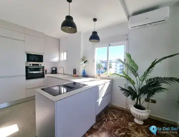 1 bedroom Apartment for Sale in Calahonda-80035