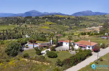 4 bedroom House for Sale in Pizarra-68561