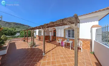 3 bedroom House for Sale in Alora-2330