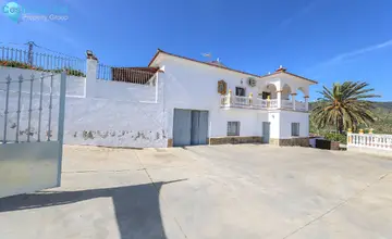 3 bedroom House for Sale in Alora-2334