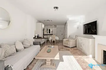 2 bedroom House for Sale in Estepona-68740