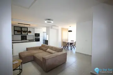 3 bedroom Apartment for Sale in Elviria-69005