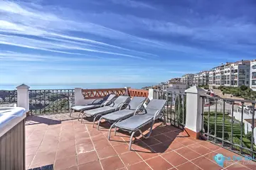 2 bedroom Apartment for Sale in Calahonda-69037