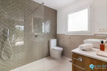 2 bedroom House for Sale in Istán-69201