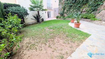 2 bedroom Apartment for Sale in Benahavís-69247