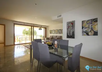 3 bedroom Apartment for Sale in Marbella-69282
