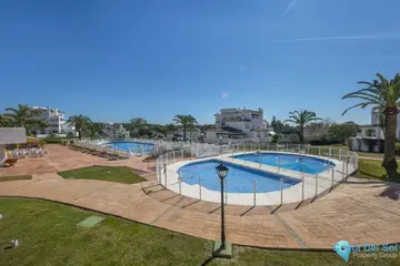2 bedroom Apartment for Sale in Elviria-69486