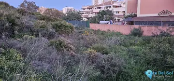 555m2 Plot for Sale in Benalmadena-69601