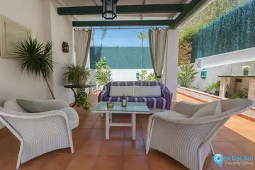 3 bedroom Apartment for Sale in New Golden Mile-69696
