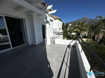 2 bedroom Apartment for Sale in Nueva Andalucía-69811