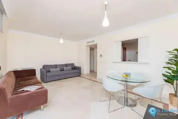 1 bedroom Apartment for Sale in Marbella-70178