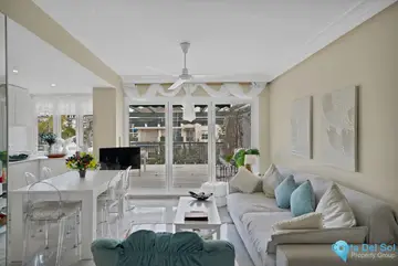 2 bedroom Apartment for Sale in Marbella-70580